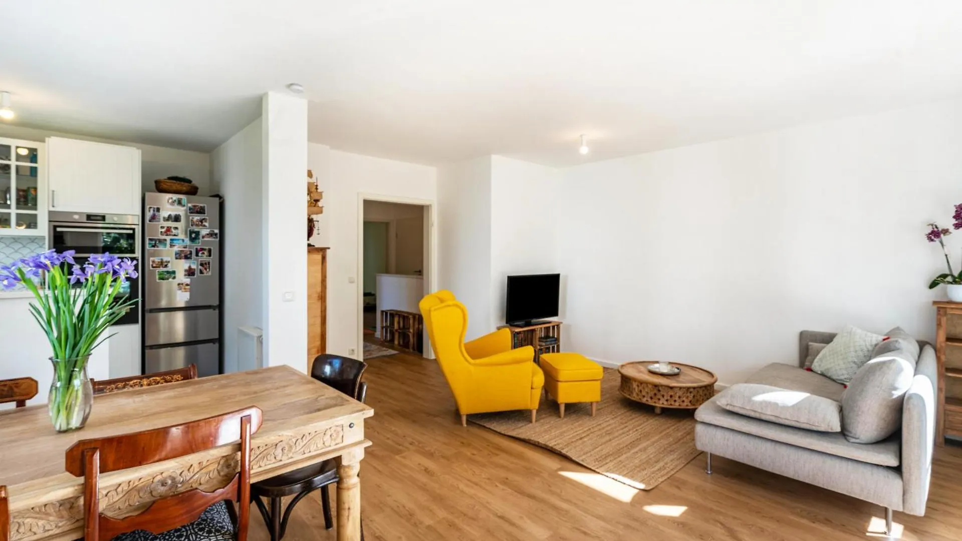 Sam'S Homestay Groebenzell Apartment