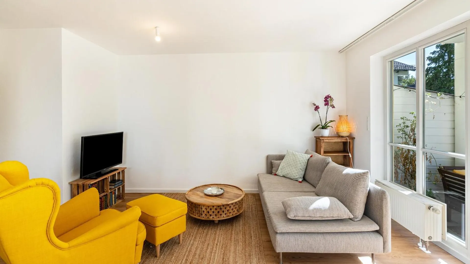Apartment Sam'S Homestay Groebenzell Germany