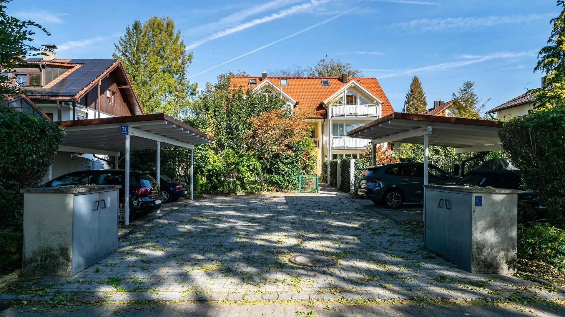 Sam'S Homestay Groebenzell 0*,